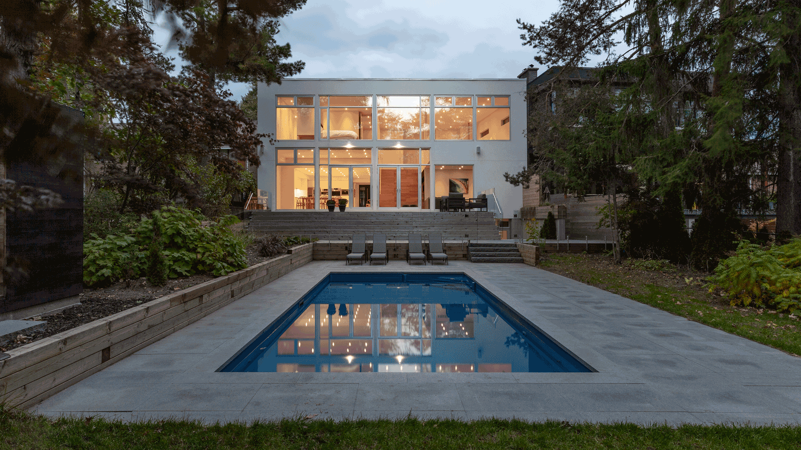 Architecture of and for the context!