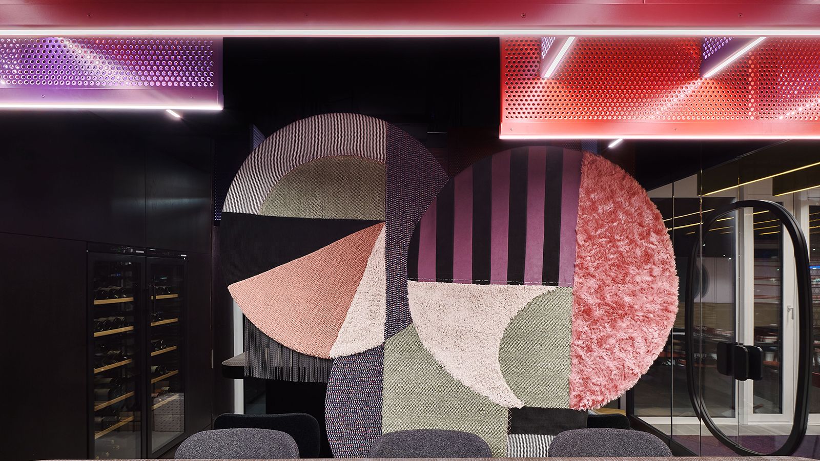 Object Carpet restaurant La Visione Ippolito Fleitz Group indiaartndesign