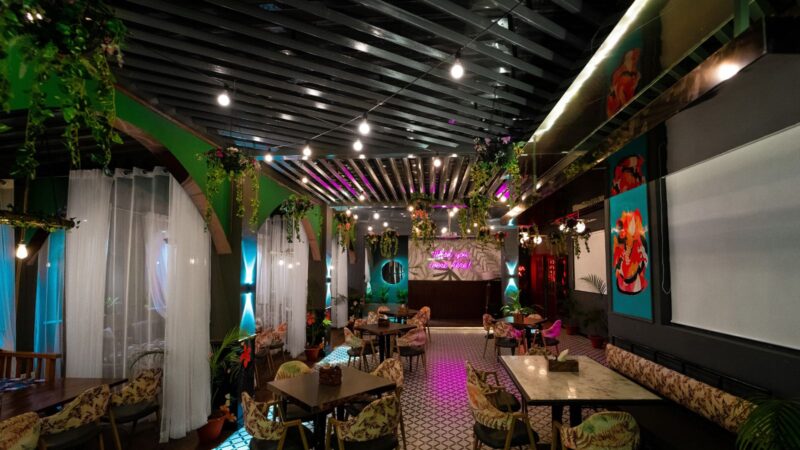 Penthouse restaurant IntaglioDesignStudio indiaartndesign