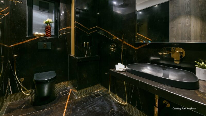 "black and gold bathroom SNHouse Aum Architects indiaartndesign"