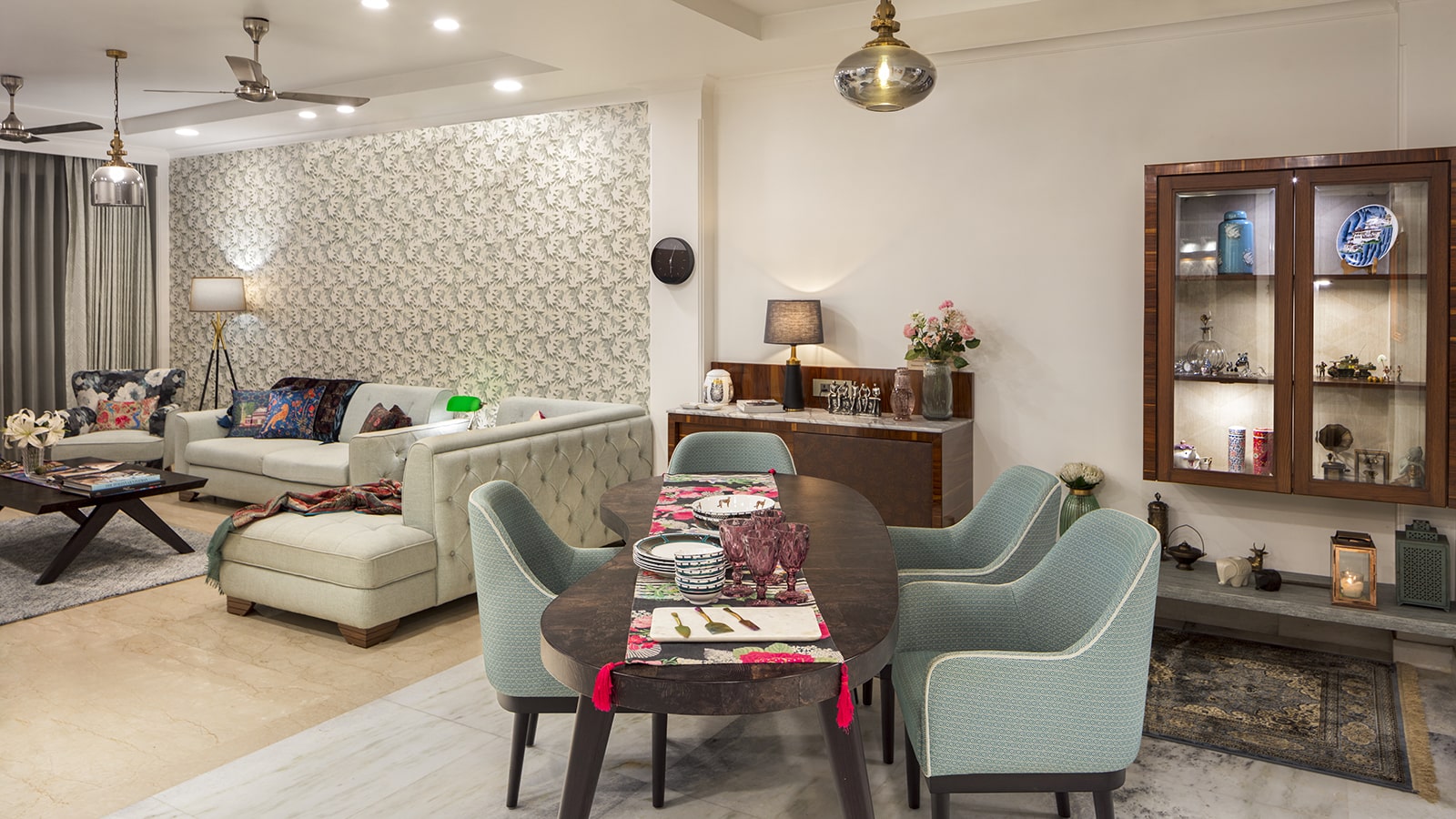 Ridge-view Home: cohabiting modern with mid-century!